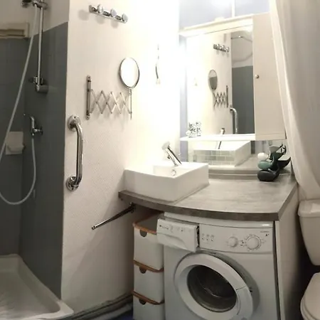 Bulle Maritime, L'amelie D 'elo Des Thermes Apartman